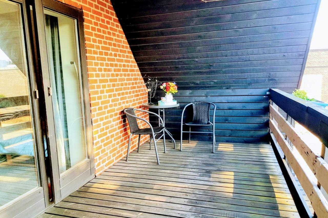 5 Minute Walk To Lego - 2 Bedrooms Loft Floor With Balcony Біллунн Екстер'єр фото